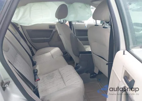 2008 Ford Focus Se/Ses из США, поврежденный, VIN 1FAHP35N28W223448